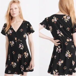Abercrombie & Fitch Black Floral Button Down Tie Waist Dress